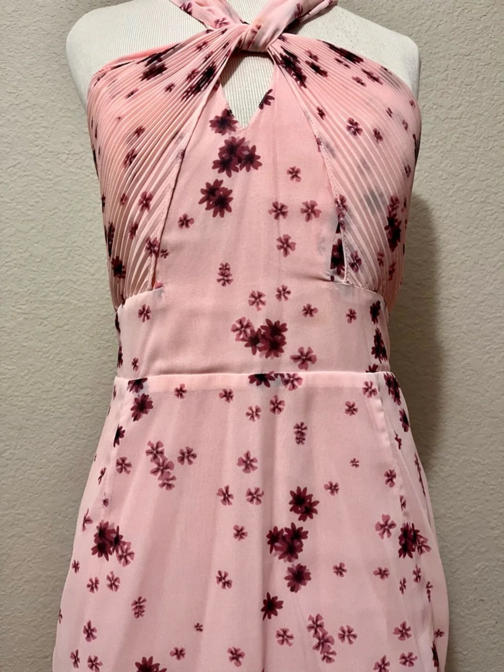 LuLu’s Pink Floral Halter Tiered Midi Dress - Picture 5 of 7